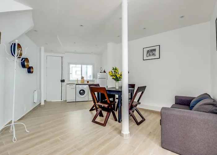 Le Saint George - Proche Pigalle - By Mon Petit Fare *